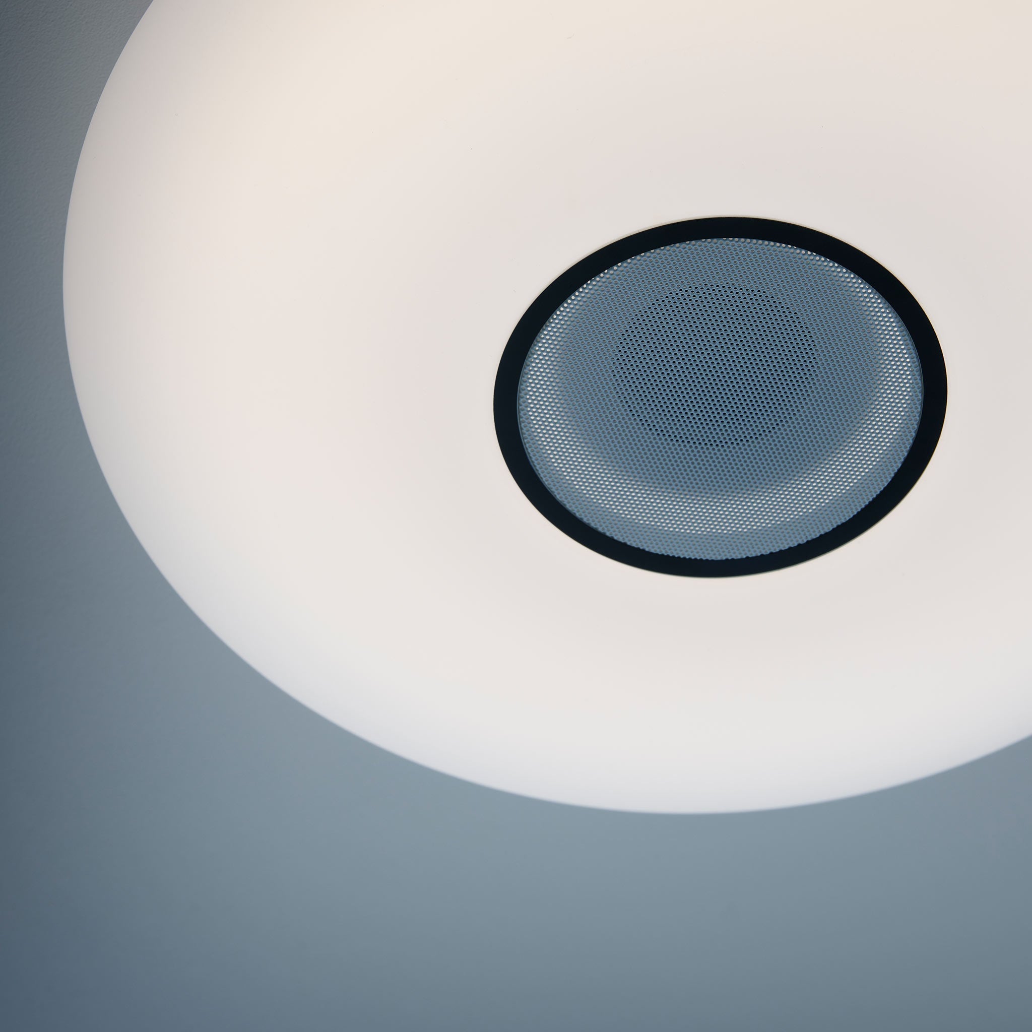 Djay Smart Light with Bluetooth Speaker, IP54
