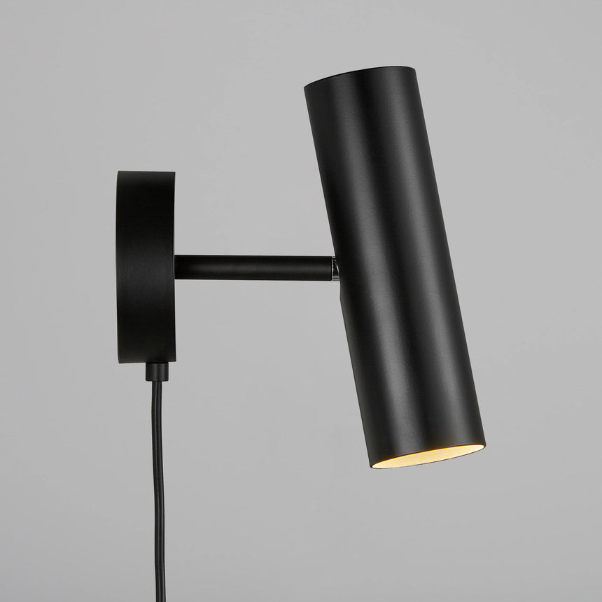 MIB 6 Wall Light