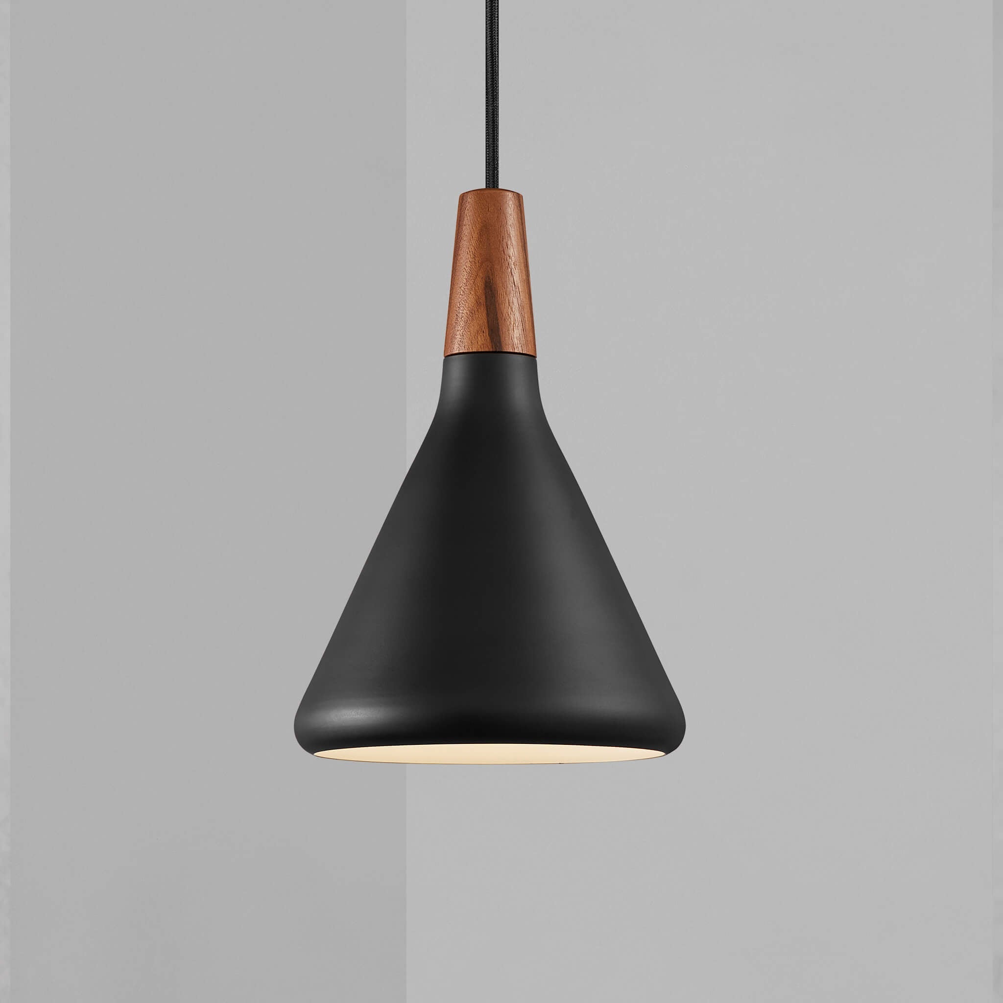niko and… フィノーランプ ブラック インダストリアル 照明 Nori 18 Conical Pendant Light, Nordlux DFTP Design for the People
