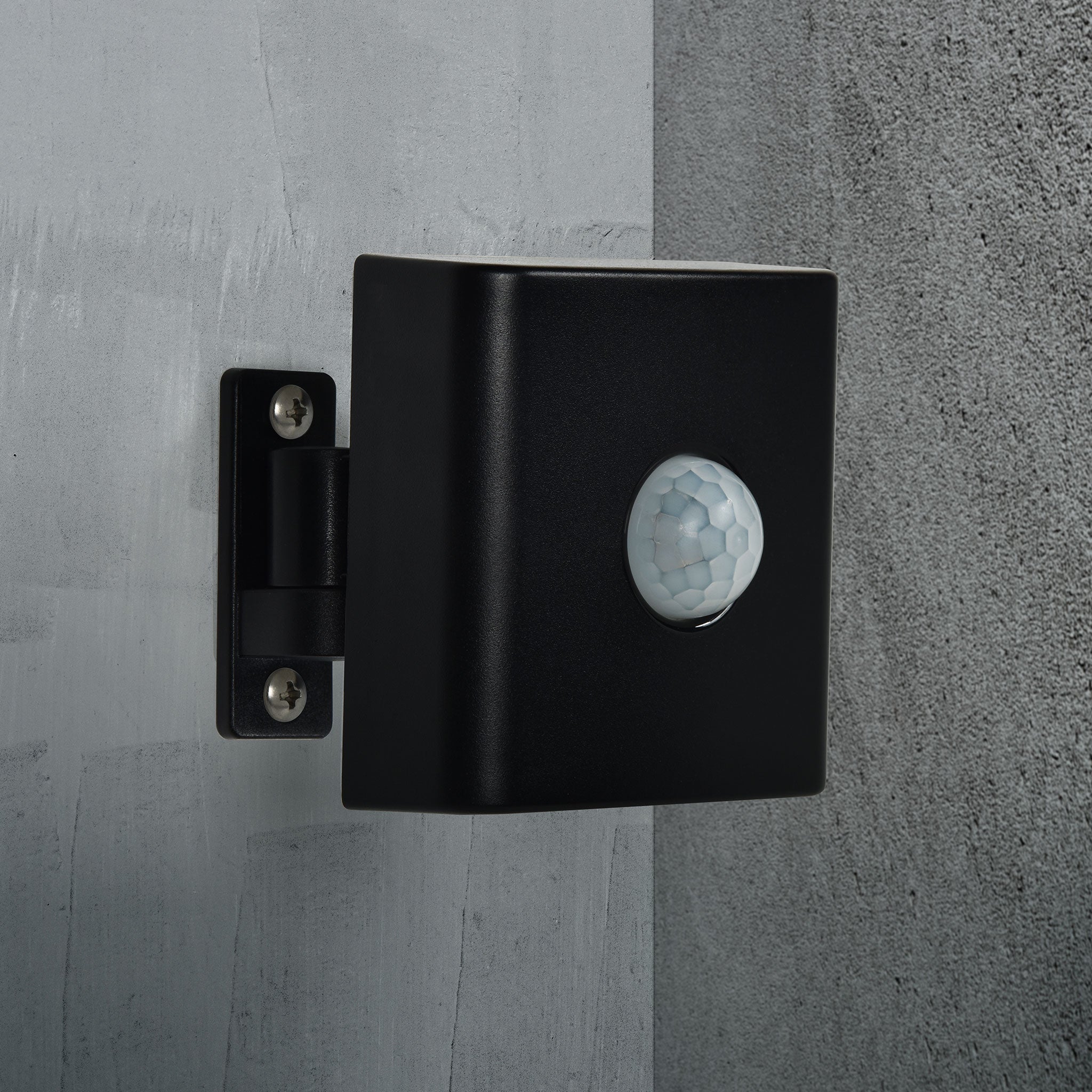 Smart Daylight & Motion Sensor