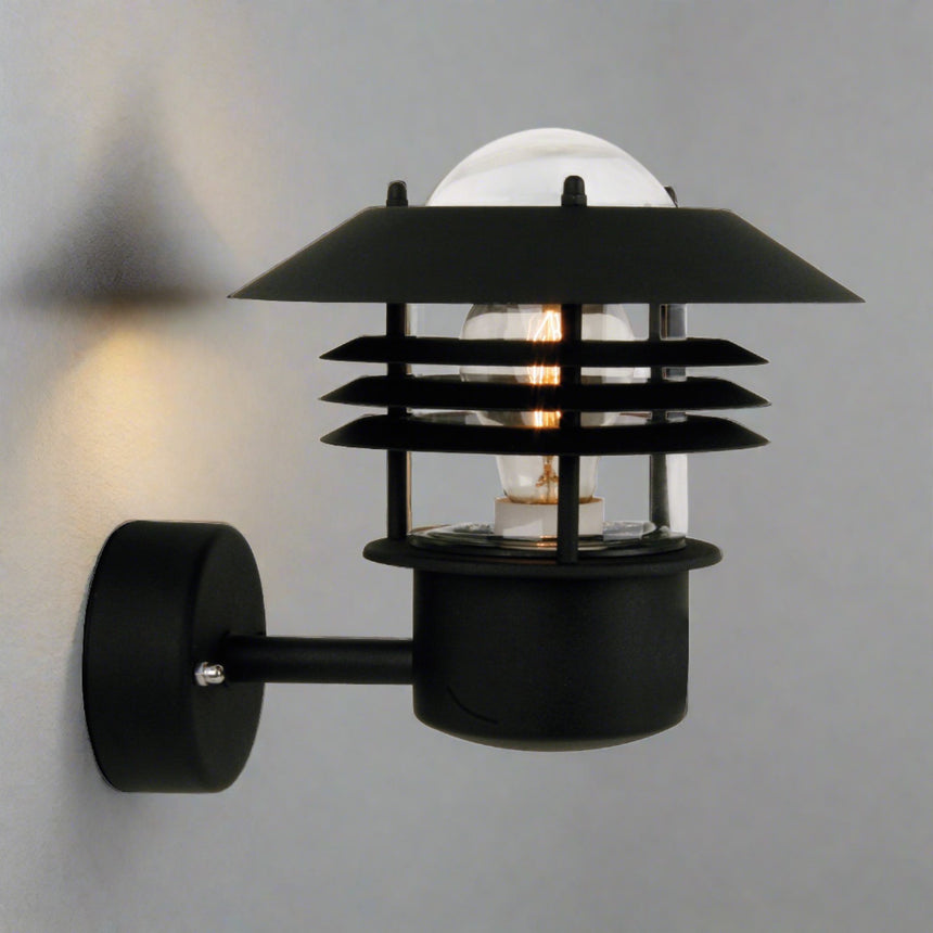 Vejers Wall Lantern