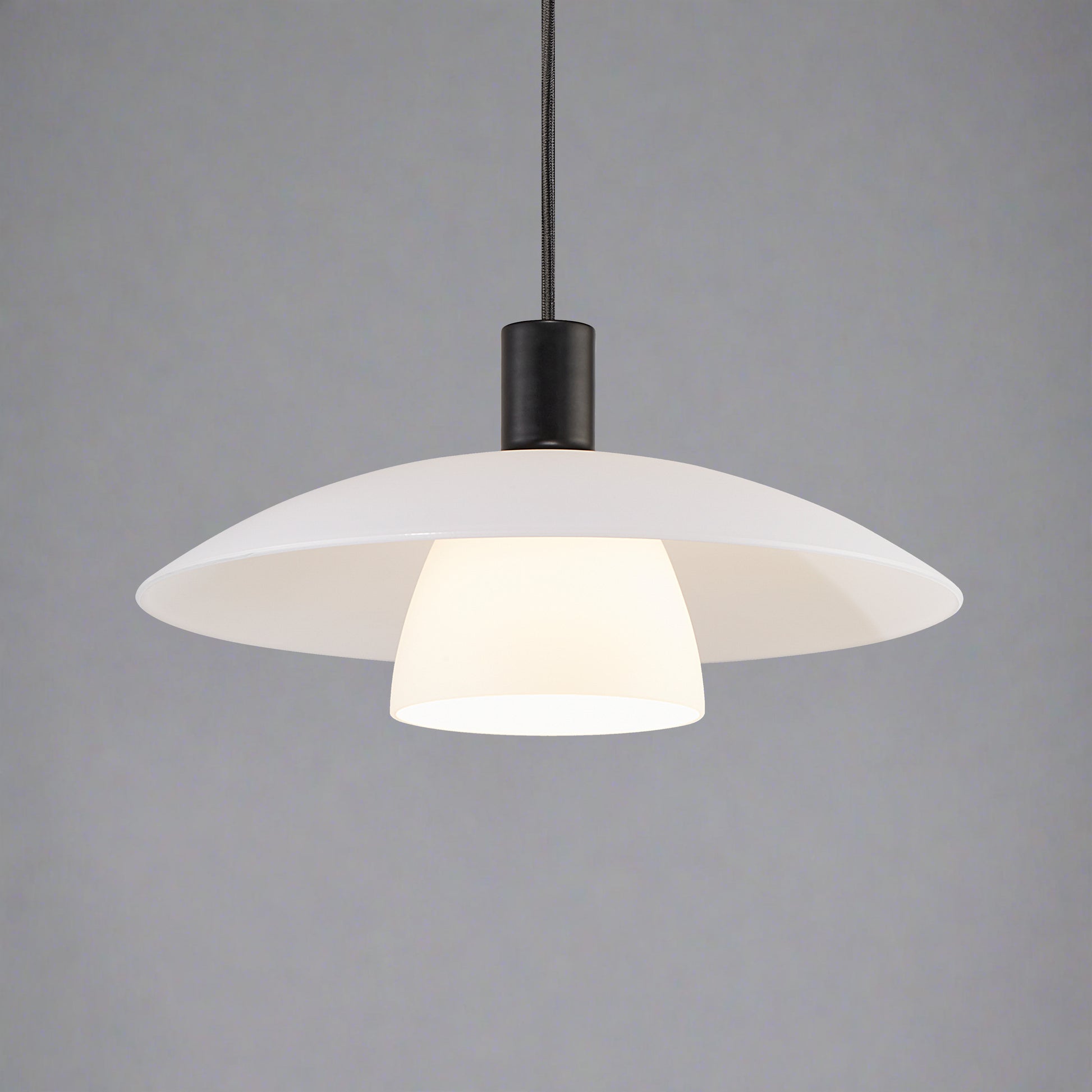 Verona Pendant Light, Black/Opal