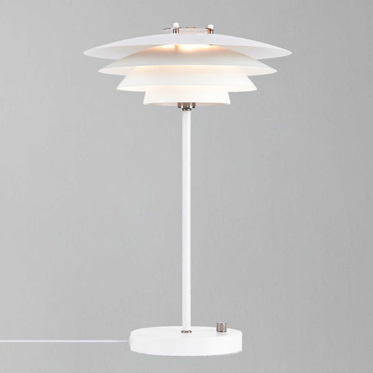Bretagne Table Lamp