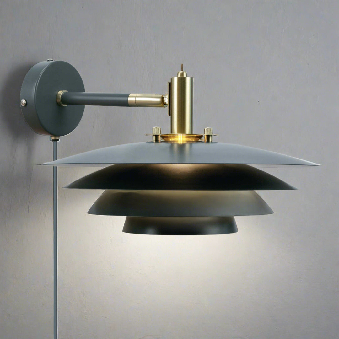 Bretagne Wall Light