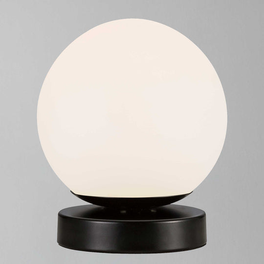 Lilly Table Lamp