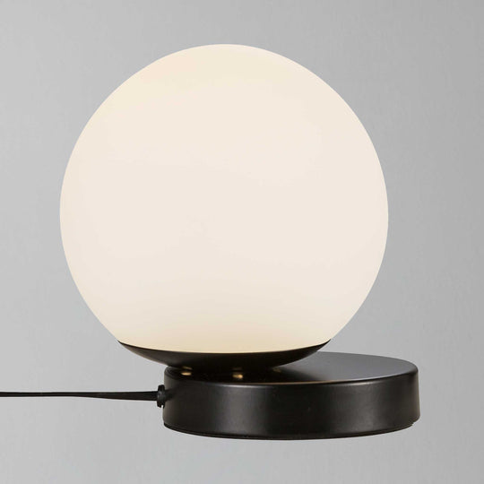 Lilly Table Lamp