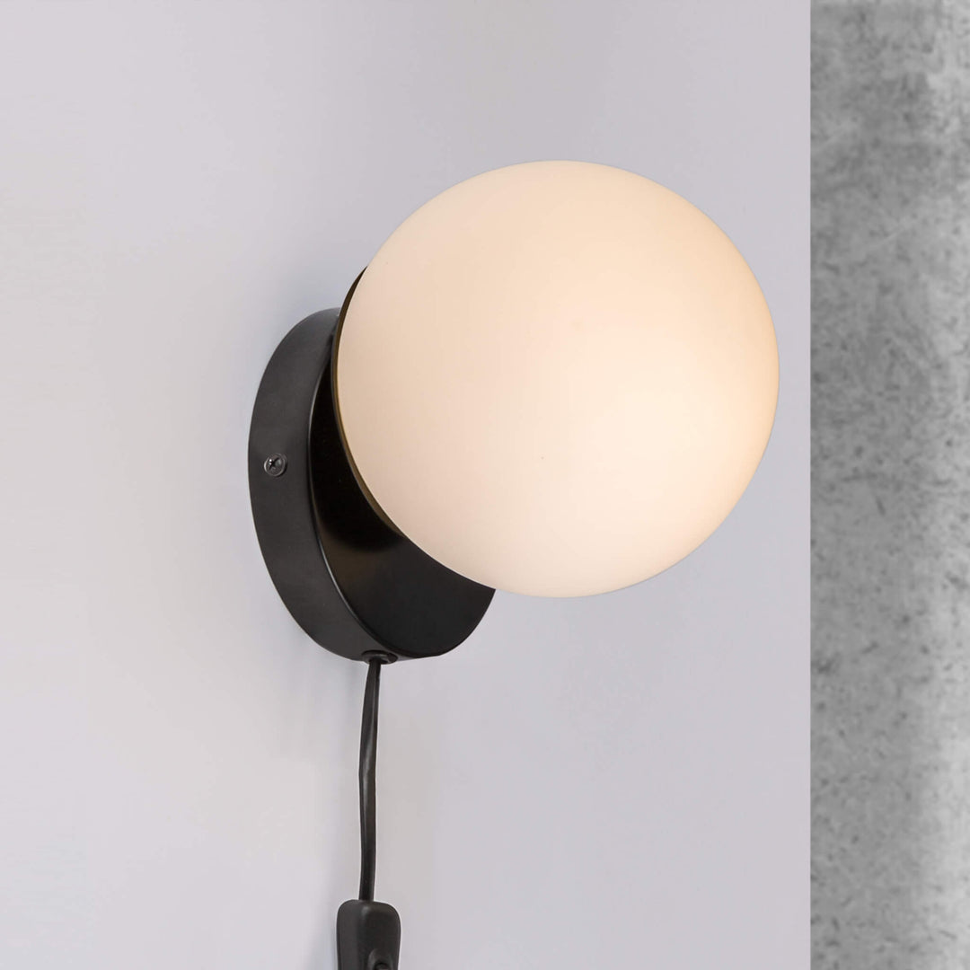 Nordlux Lilly Wall Light - -Lampsy