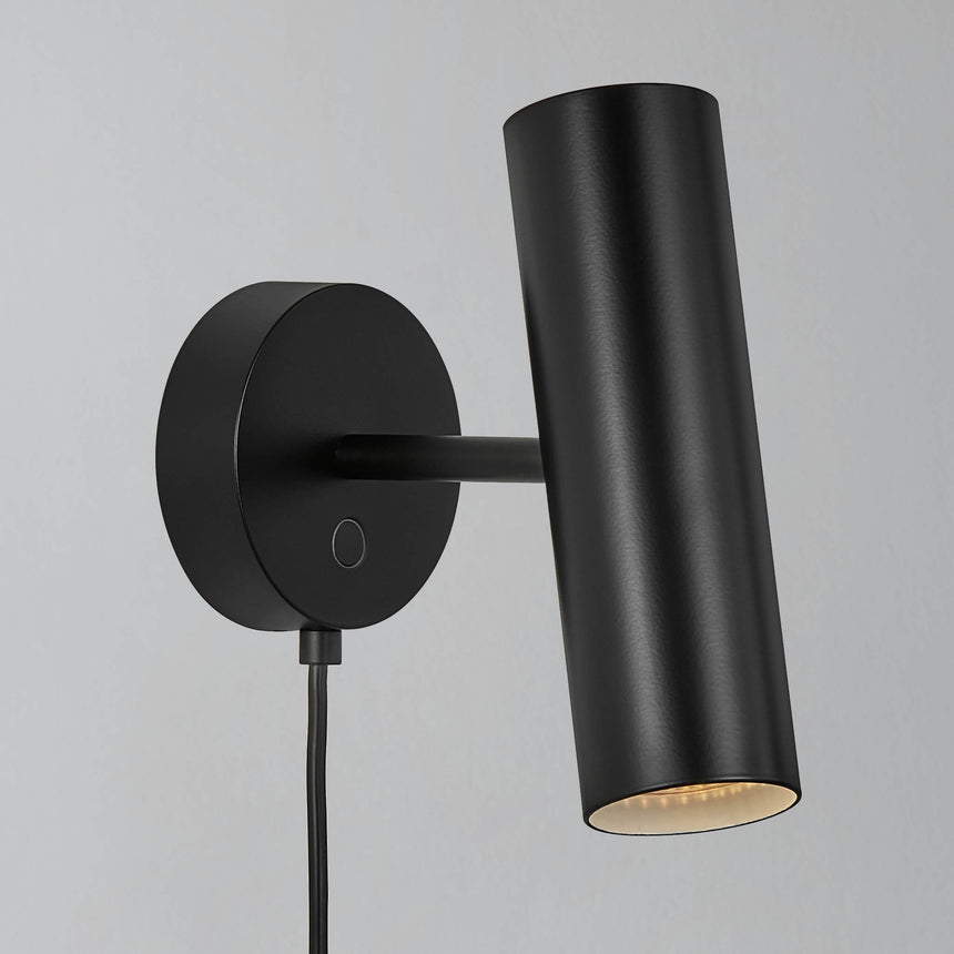 MIB 6 Wall Light