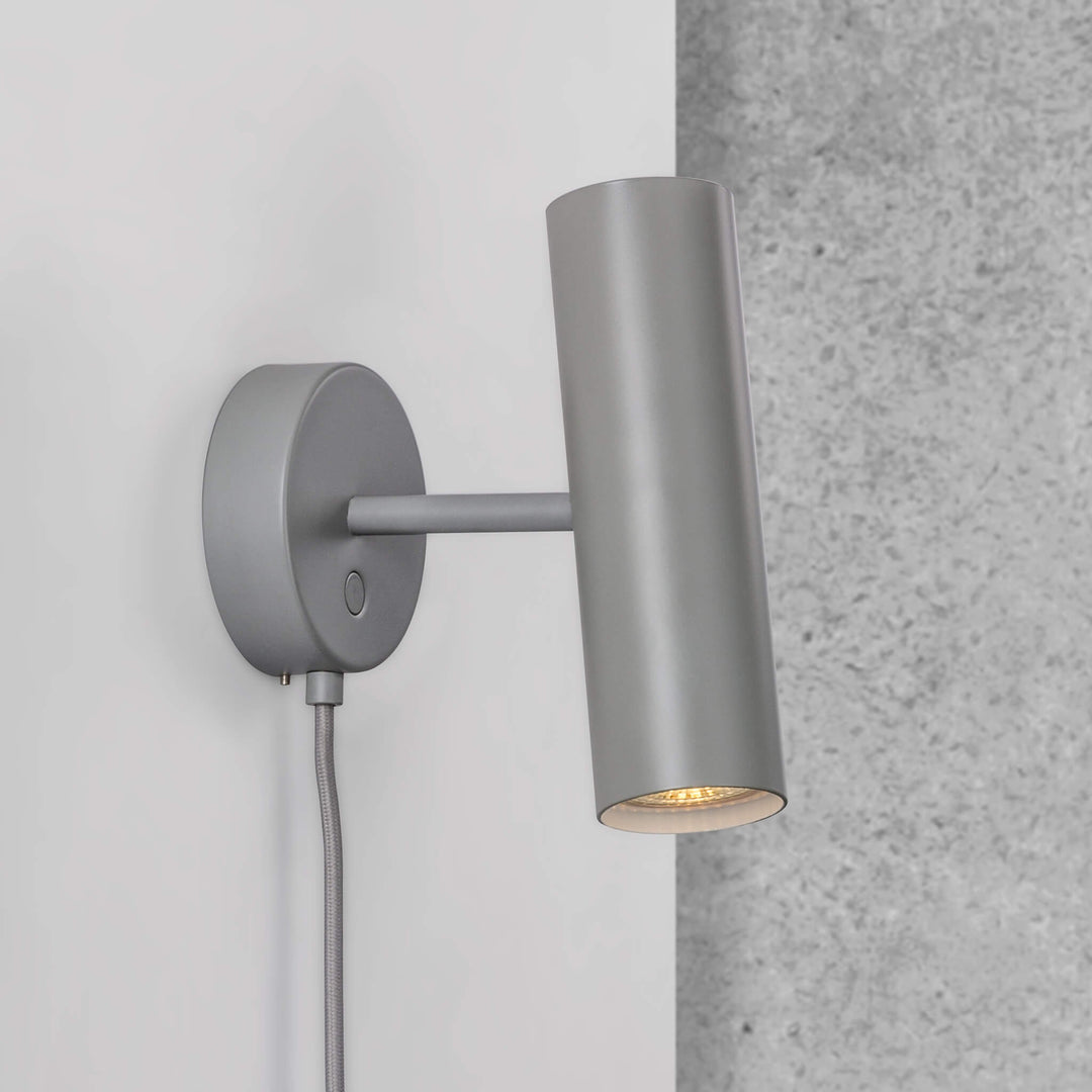 MIB 6 Wall Light