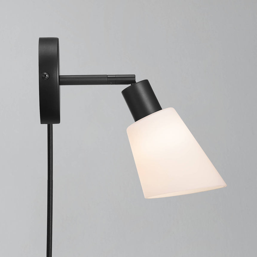 Molli Wall Light