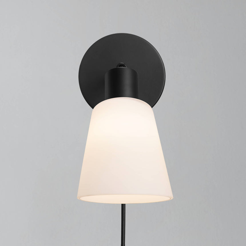 Molli Wall Light