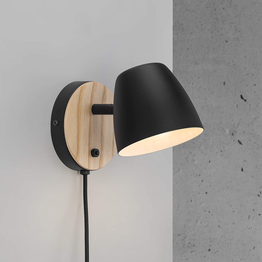 Theo Wall Light