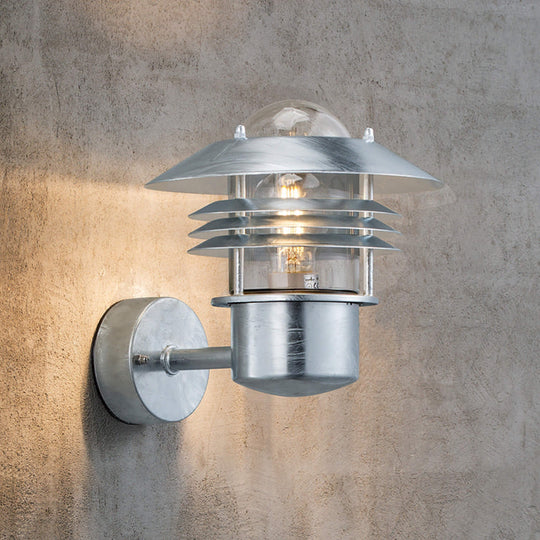 Vejers Wall Lantern